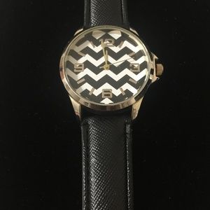 GENEVA LADIES CHEVRON WATCH WITH BLACK GENUINE LEATHER BAND